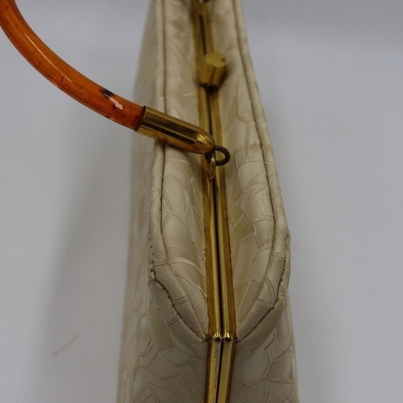 Vintage White Frame Abstract Patterned Box Purse 1960s - Picture 9 of 15